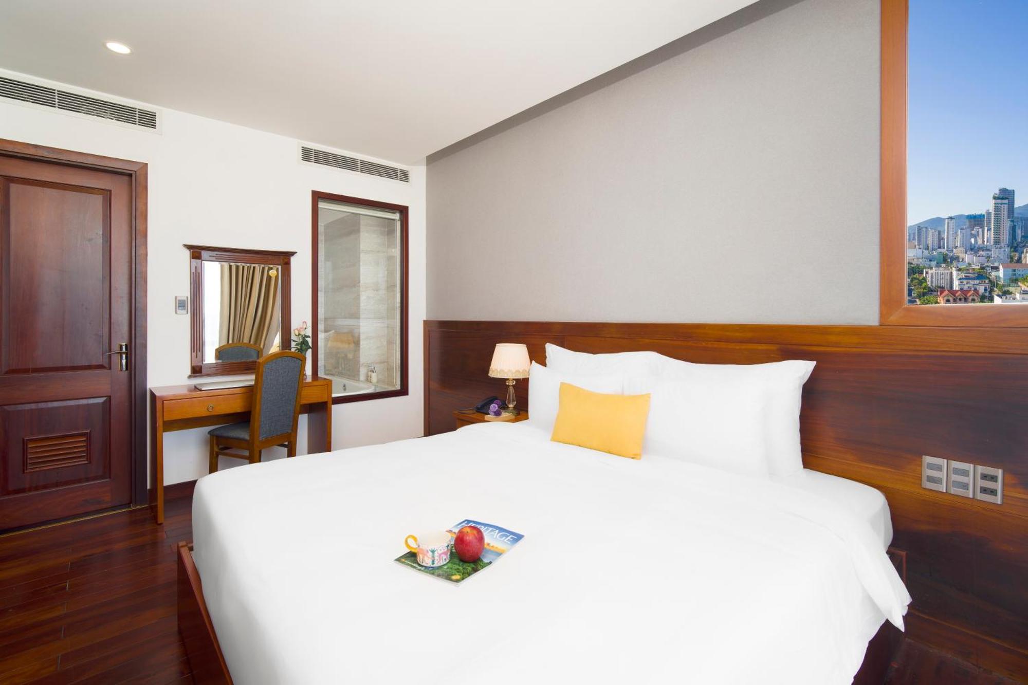 Sunny Ocean Hotel & Spa Da Nang Room photo