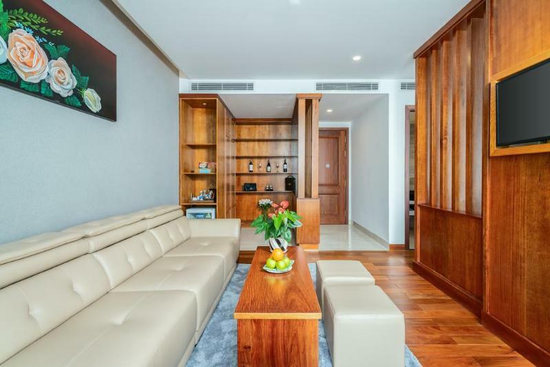 Sunny Ocean Hotel & Spa Da Nang Exterior photo
