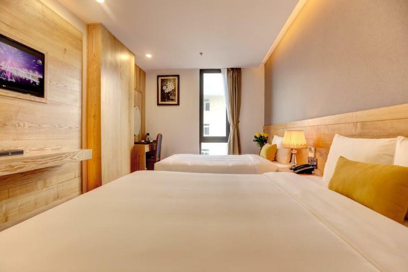 Sunny Ocean Hotel & Spa Da Nang Exterior photo